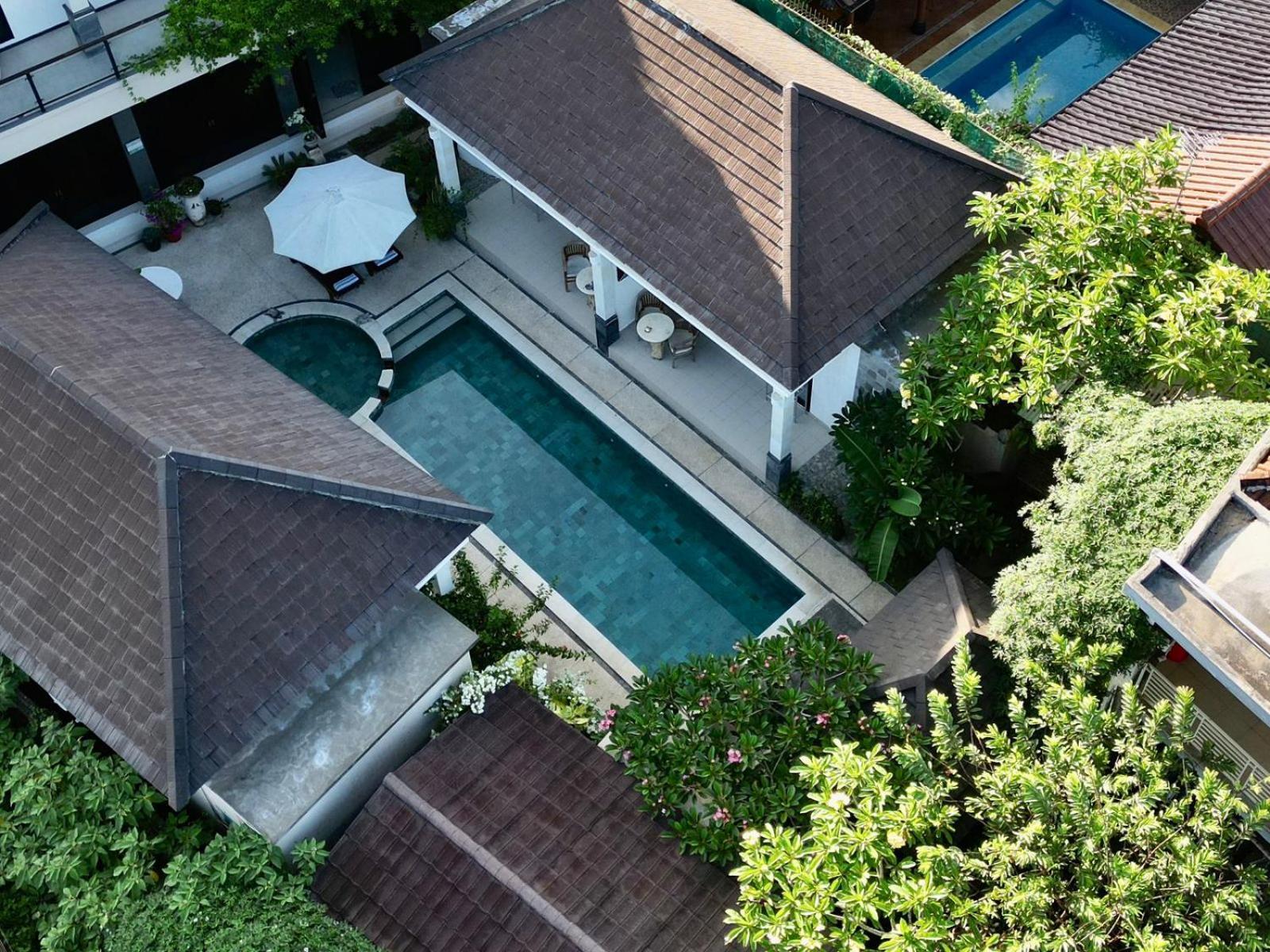 Villa Viking Jimbaran  Exterior photo
